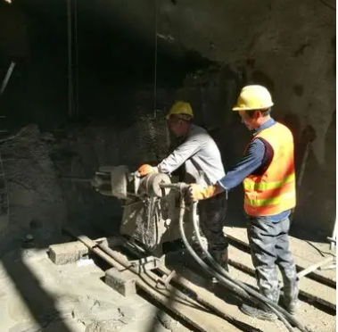 越城水下抗分散灌浆料特点 水下不分散注浆料介绍